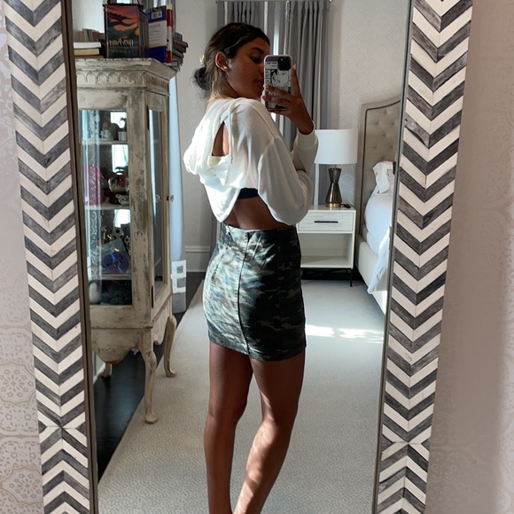 Free People camp skirt, size zero - Picture 2 of 3